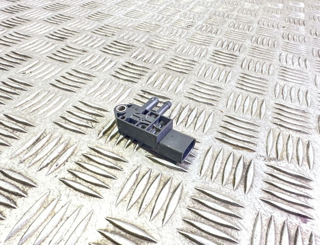 VOLKSWAGEN Golf 6 generation (2008-2015) Αισθητήρας πίεσης DPF 076906051A 28268477