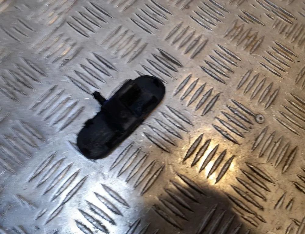 AUDI A4 allroad B8 (2009-2015) Ακροφύσιο παρμπρίζ 8T0955988B 15308510