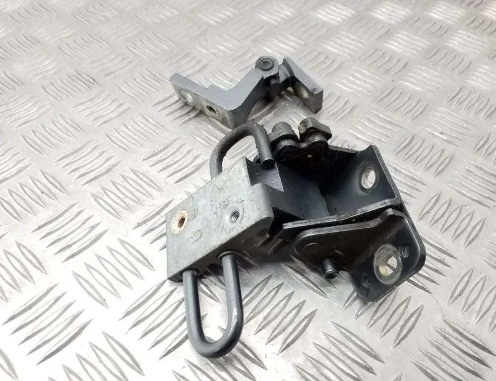 SEAT Exeo 1 generation (2009-2012) Άλλα μέρη του σώματος 8E0833411E 34736461