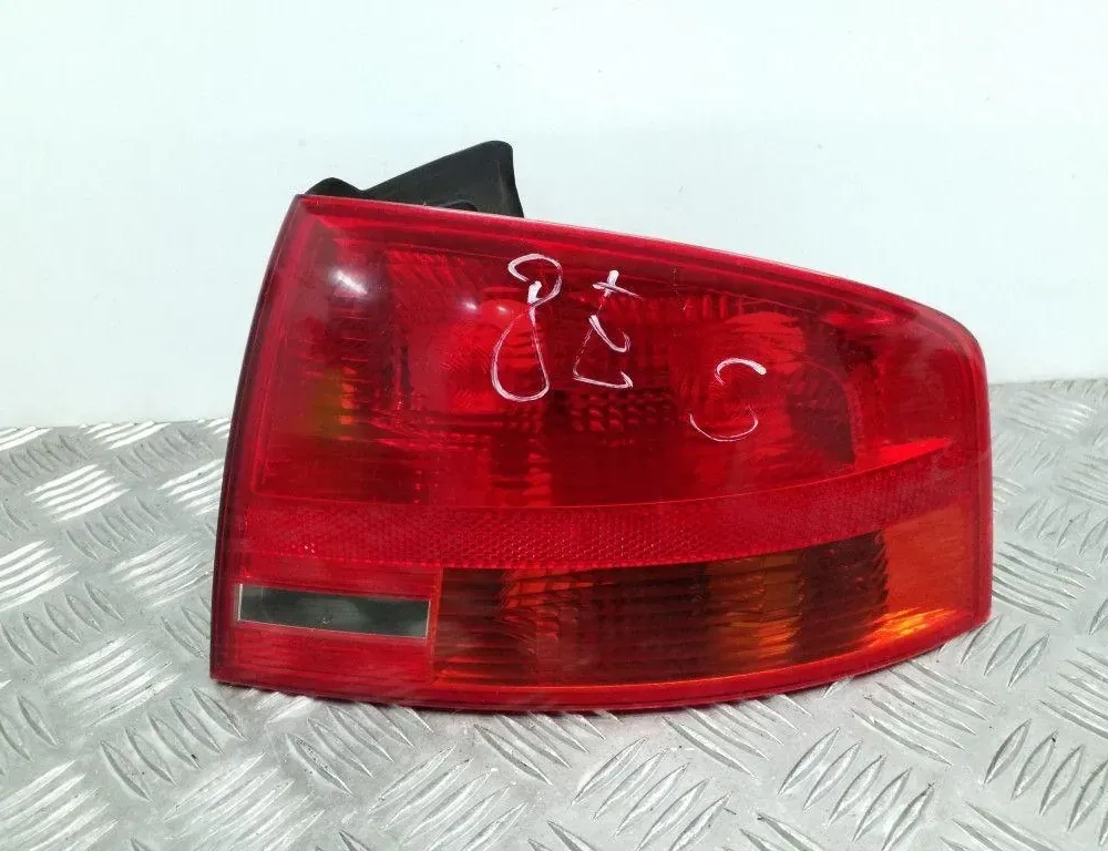 AUDI A4 B7/8E (2004-2008) Δεξί πίσω πίσω φως 8E5945096 34769845