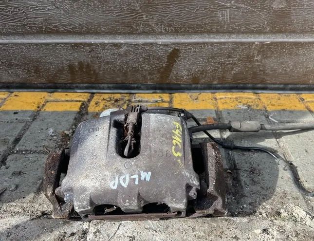 MERCEDES-BENZ M-Class W163 (1997-2005) Μπροστινή δεξιά δαγκάνα φρένου #F4163,5110 27059217