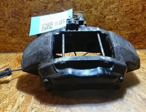 MERCEDES-BENZ M-Class W163 (1997-2005) Μπροστινή δεξιά δαγκάνα φρένου A1634212098 24850720