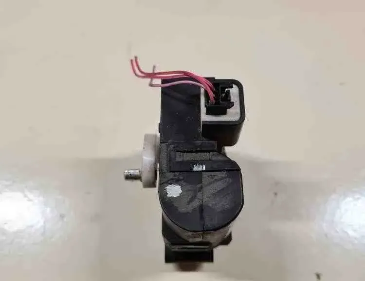 TOYOTA Avensis 2 generation (2002-2009) Ενεργοποιητής κινητήρα με πτερύγιο θερμαντήρα εσωτερικού χώρου 1138002051 32712535