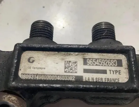 CITROËN C5 2 generation (2008-2017) Σωλήνας καυσίμου 9654592680 34165973