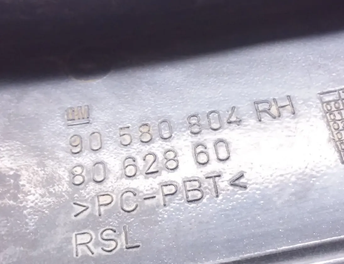 OPEL Zafira A (1999-2003) Πίσω δεξιά επένδυση φανού 8062860,90580804 27639088