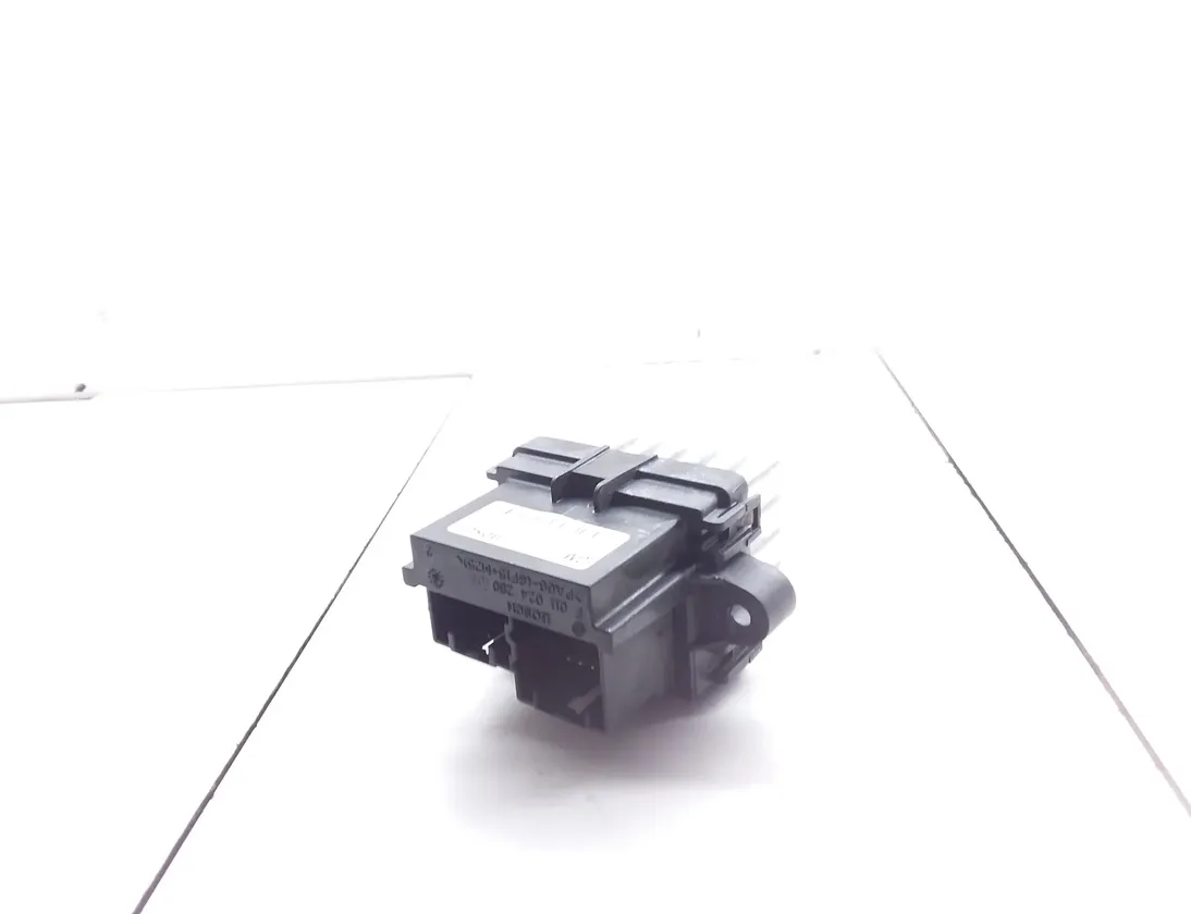 OPEL Insignia A (2008-2016) Αντίσταση εσωτερικού θερμοσίφωνα F011500017,15141283 29954962