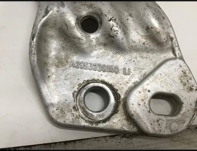 MERCEDES-BENZ C-Class W205/S205/C205 (2014-2023) Άλλα μέρη του σώματος A2053230140 32204546