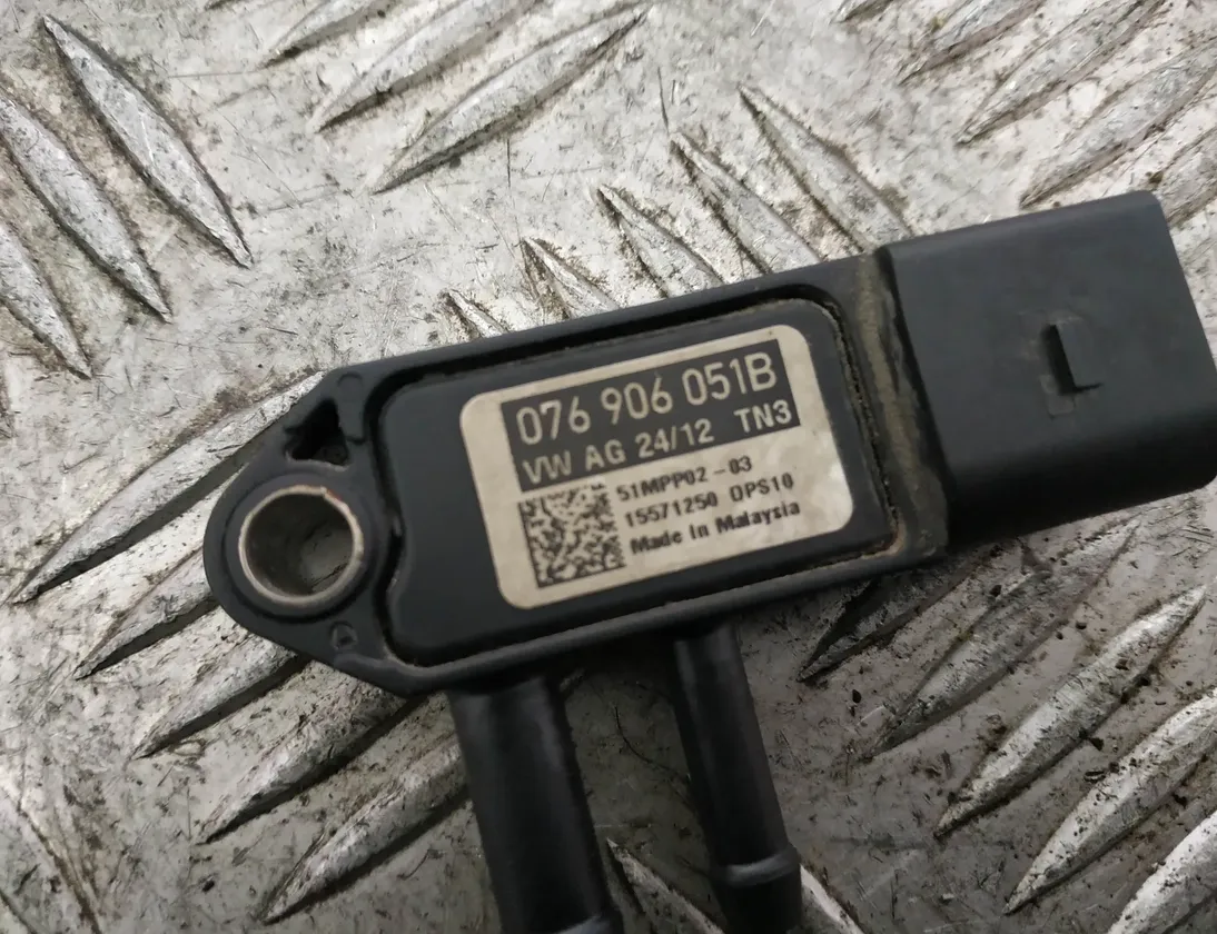 VOLKSWAGEN Passat B7 (2010-2015) Αισθητήρας πίεσης DPF 076906051B 17898604