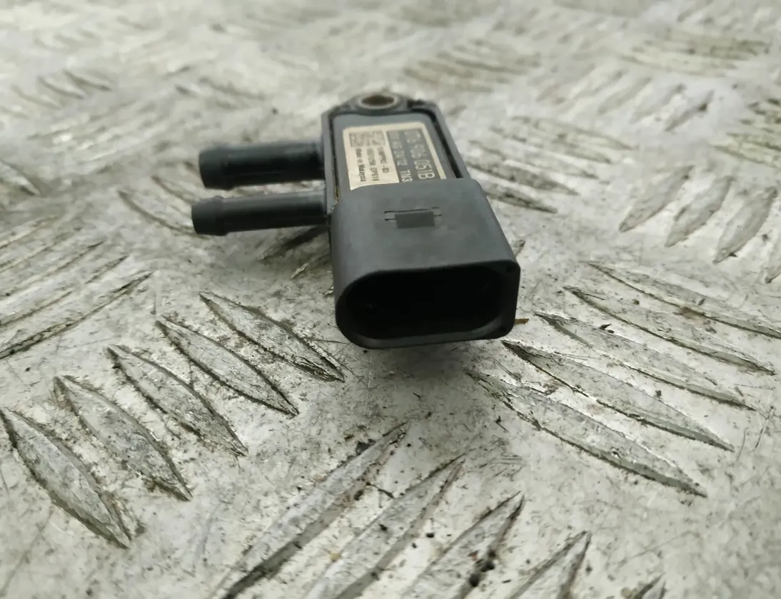 VOLKSWAGEN Passat B7 (2010-2015) Αισθητήρας πίεσης DPF 076906051B 17898604