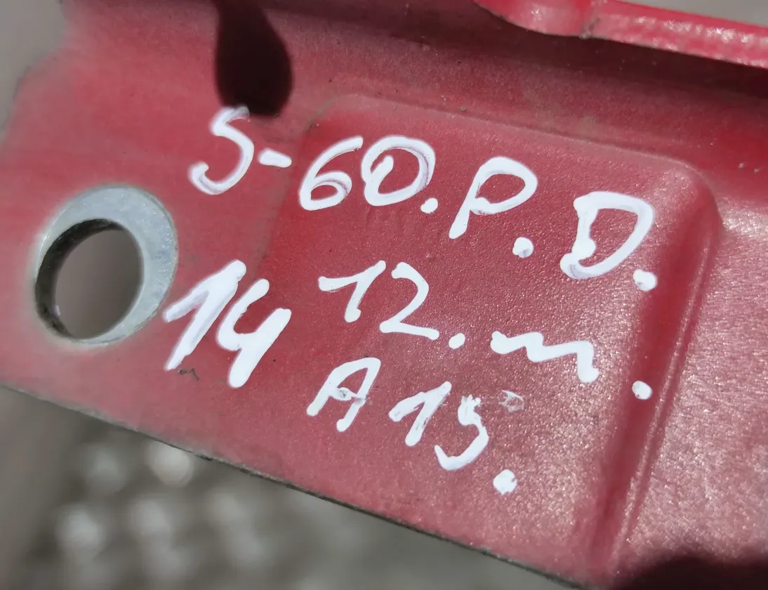 VOLVO S60 2 generation (2010-2020) Δεξιός Τσουκνίδα Καπό 30799179 22859283