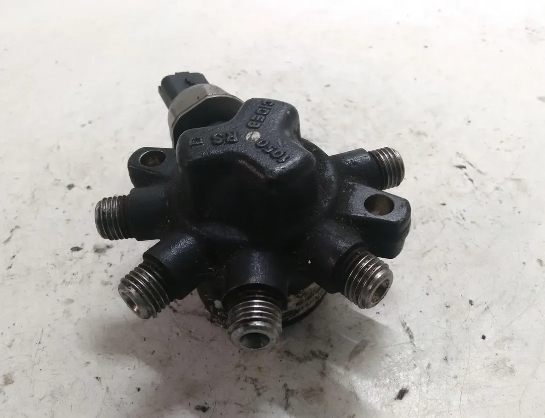 FORD C-Max 1 generation (2003-2010) Σωλήνας καυσίμου 5WS40039 28403287