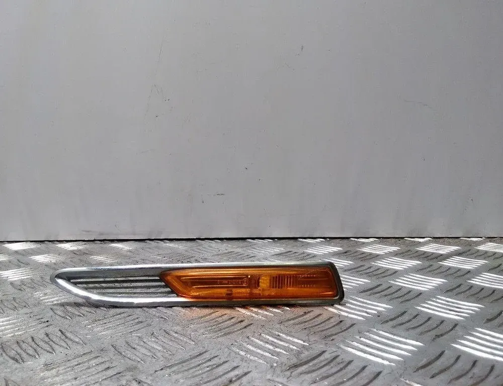 FORD Mondeo 4 generation (2007-2015) Εμπρός αριστερό φλας φτερού 7S7113K354BD 28413069