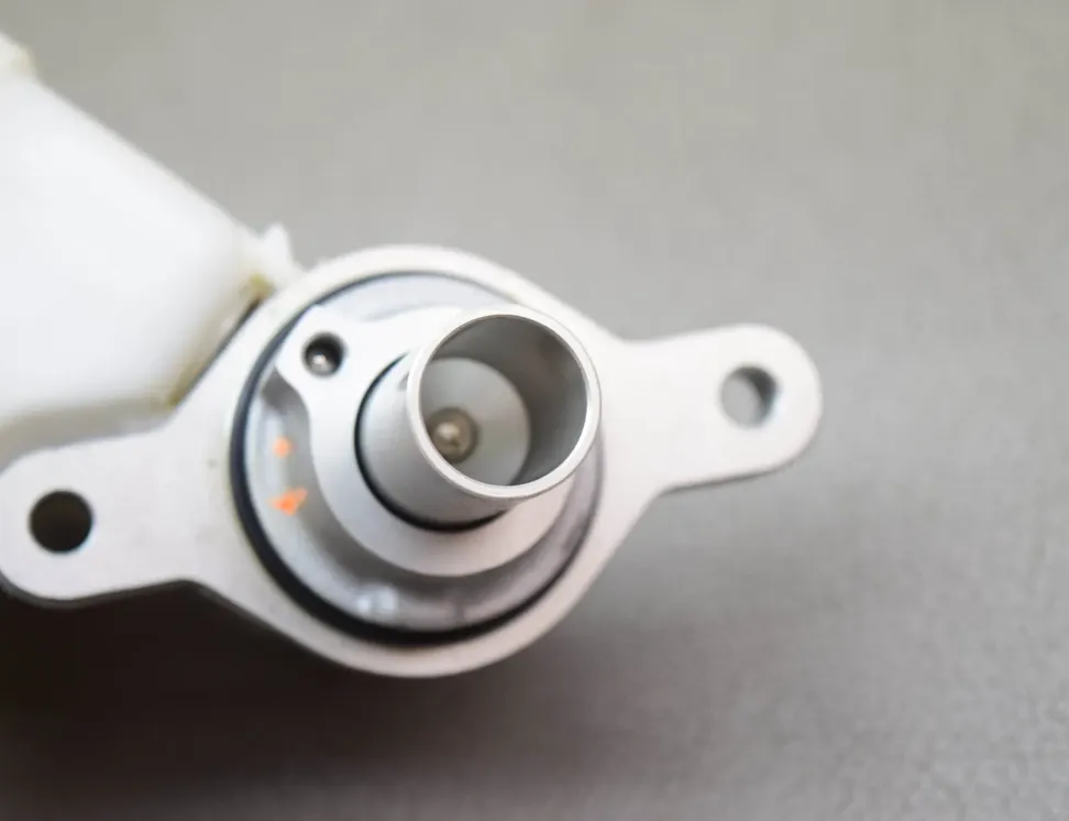 BMW X1 F48/F49 (2015-2023) Δεξαμενή υγρού φρένων 794060,6860686,799147 24946549