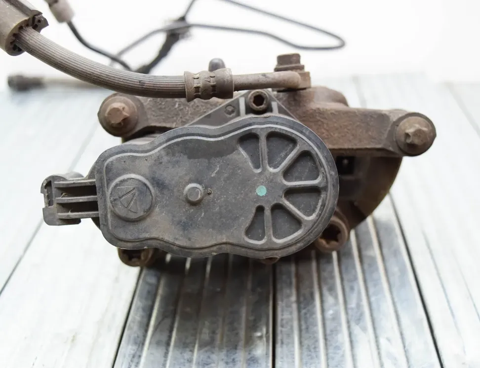 PEUGEOT 3008 2 generation (2017-2023) Πίσω Δεξιά Δαγκάνα Φρένου 708857 30338503