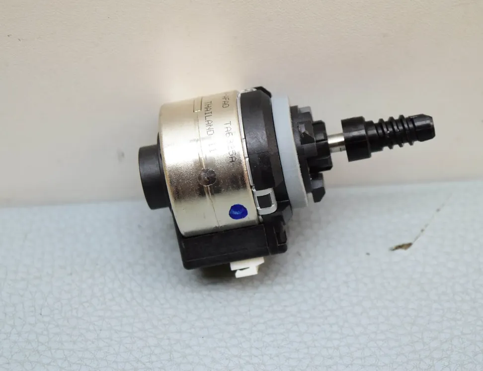 AUDI Q3 8U (2011-2020) Μοτέρ ισοπέδωσης προβολέων 8U0941006C,89022080 30720941