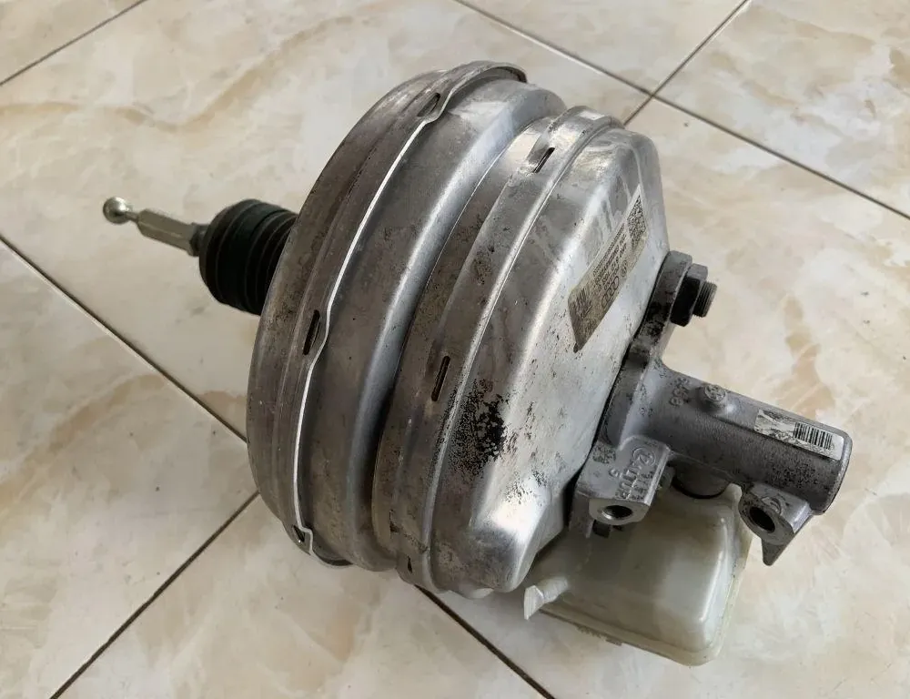 AUDI A8 D2/4D (1994-2002) Ενισχυτής δισκοπλακών 4H0612103C 33775665