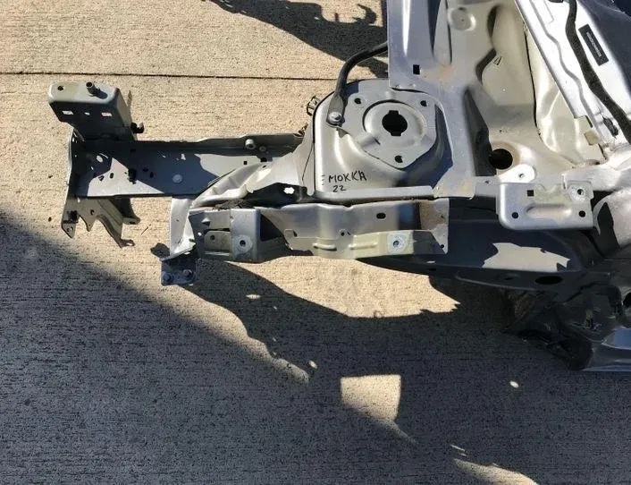 OPEL Mokka 2 generation (2021-2023) Μπροστά αριστερά πόδια σασί PODLUZNICA,CWIARTKA 24281813