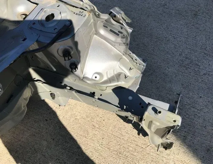 OPEL Mokka 2 generation (2021-2023) Μπροστά αριστερά πόδια σασί PODLUZNICA,CWIARTKA 24281813