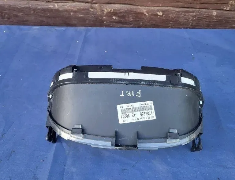 FIAT Punto 3 generation (2005-2020) Ταχύμετρο 51703280,503000460400 31511771