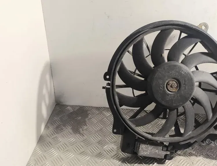 AUDI A6 C6/4F (2004-2011) Ραδιατόρας ανεμιστήρα ψύξης κινητήρα 4F0121003E 34912814