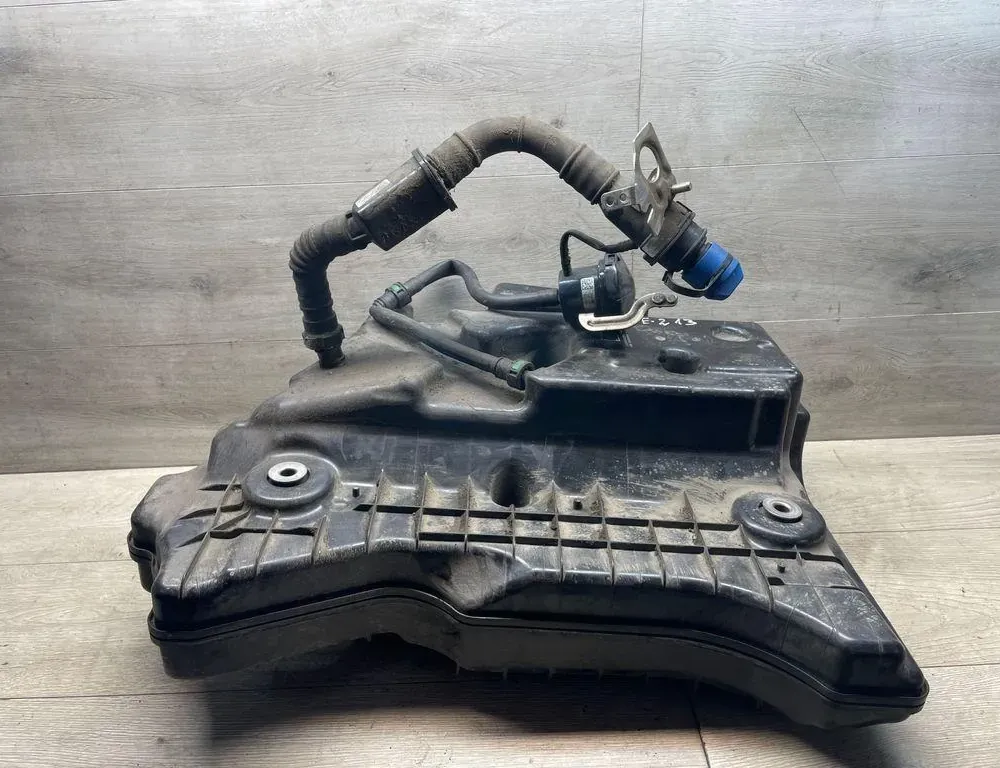 MERCEDES-BENZ E-Class W213/S213/C238/A238 (2016-2024) Δεξαμενή AdBlue XS000002ZBNU,34100303 34996155