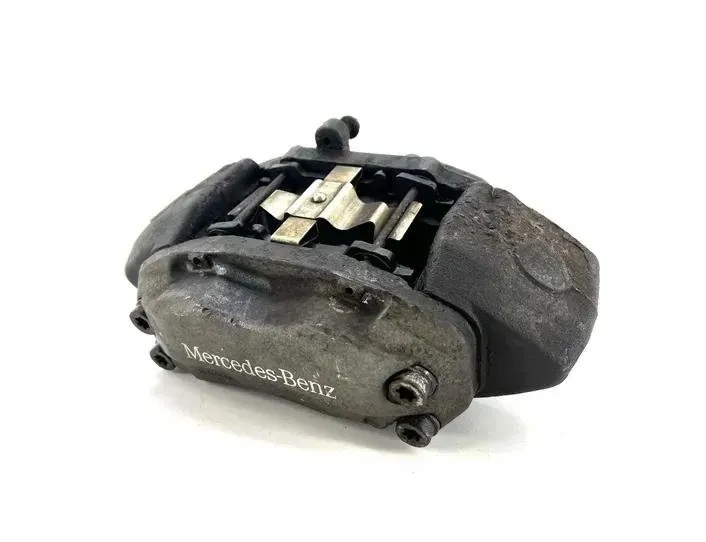 MERCEDES-BENZ M-Class W163 (1997-2005) Μπροστινή δεξιά δαγκάνα φρένου 20723304 24658833