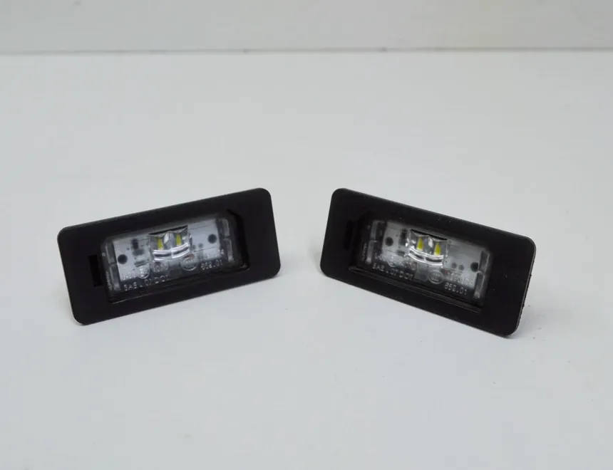 BMW 5 Series G30/G31 (2016-2023) Φώτα πινακίδας κυκλοφορίας 7410302 22309692