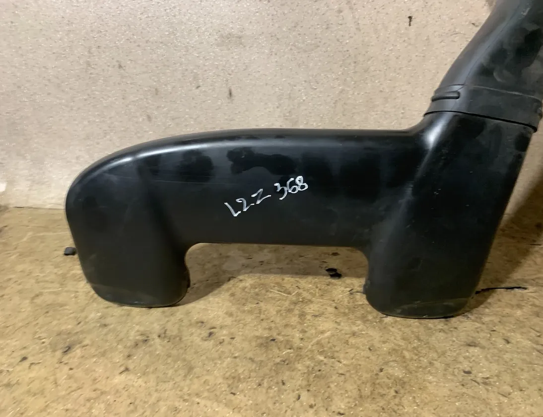 BMW X5 F15 (2013-2018) Σωλήνας εισαγωγής αέρα 8570289 33238542