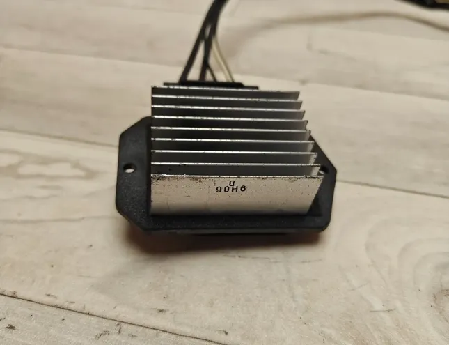 TOYOTA Avensis 2 generation (2002-2009) Μοτέρ ανεμιστήρα θερμαντήρα/αντίσταση ανεμιστήρα 4993002121 34466039