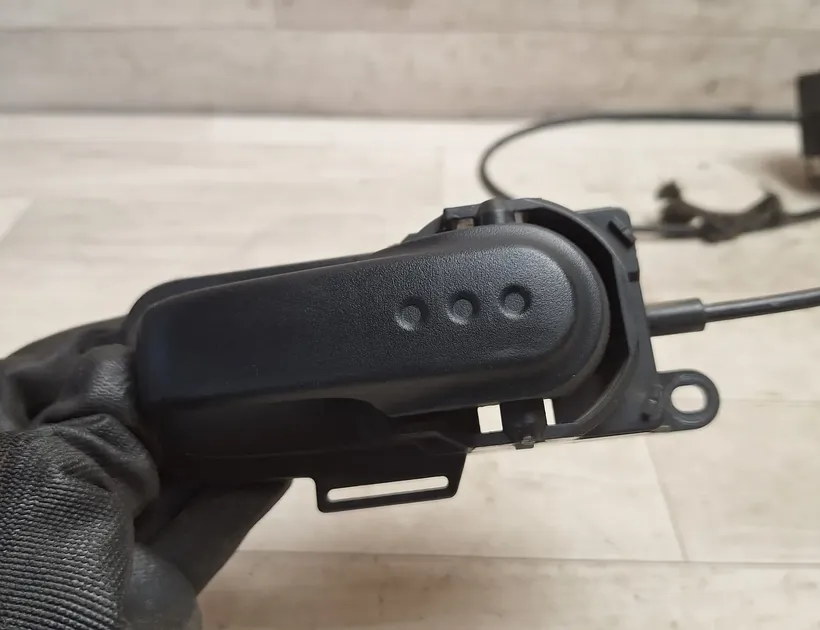 NISSAN Note 1 generation (2005-2014) Κλείδωμα πίσω δεξιών πορτών 34960678