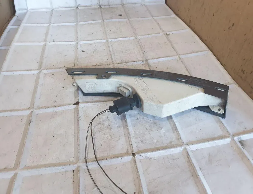 VOLKSWAGEN Passat B7 (2010-2015) Μπροστινό αριστερό φλας 3C0953041E 33981761