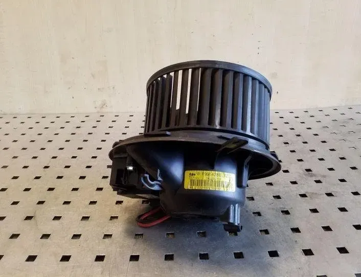 VOLKSWAGEN Passat CC 1 generation (2008-2017) Θερμοσίφωνας εσωτερικού χώρου 3C0907521D,F011500045,1K2820015F 26175616