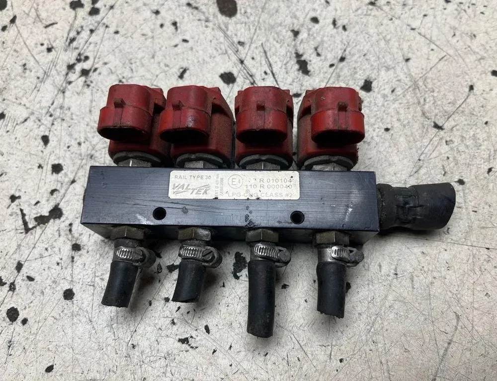 AUDI A6 C6/4F (2004-2011) Ακροφύσια αερίου 110R000040 34192189