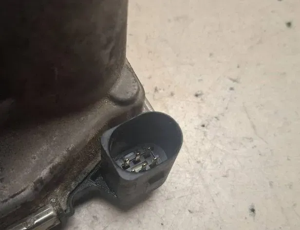 NISSAN X-Trail T31 (2007-2014) Σώμα πεταλούδας 8200330810,H8200330812,0281002681 34183922