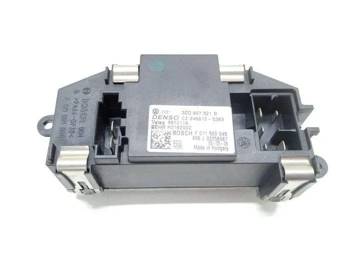 VOLKSWAGEN Tiguan 1 generation (2007-2017) Ρελέ ανεμιστήρα ανεμιστήρα 2468105383,997211A,3C0907521D 22686768