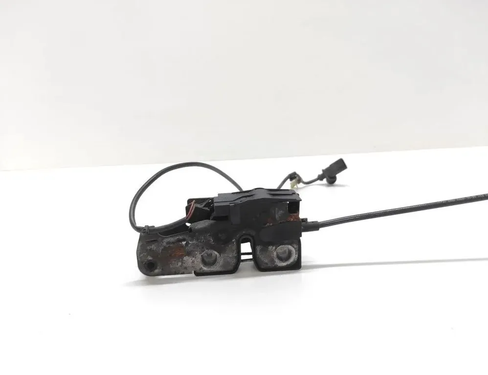 VOLKSWAGEN Passat B7 (2010-2015) Κλείδωμα καπό 3C1823187 33035834
