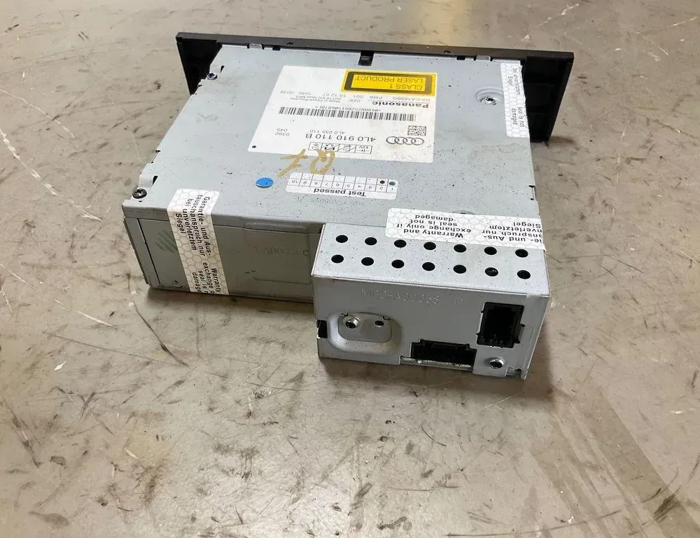 AUDI Q7 4M (2015-2024) CD Changer 4L0910110B 33806388