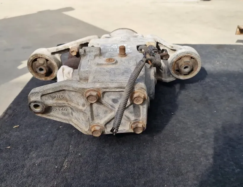 TOYOTA RAV4 4 generation (XA40) (2012-2018) Πίσω διαφορικό 0845A,4A21 30319988