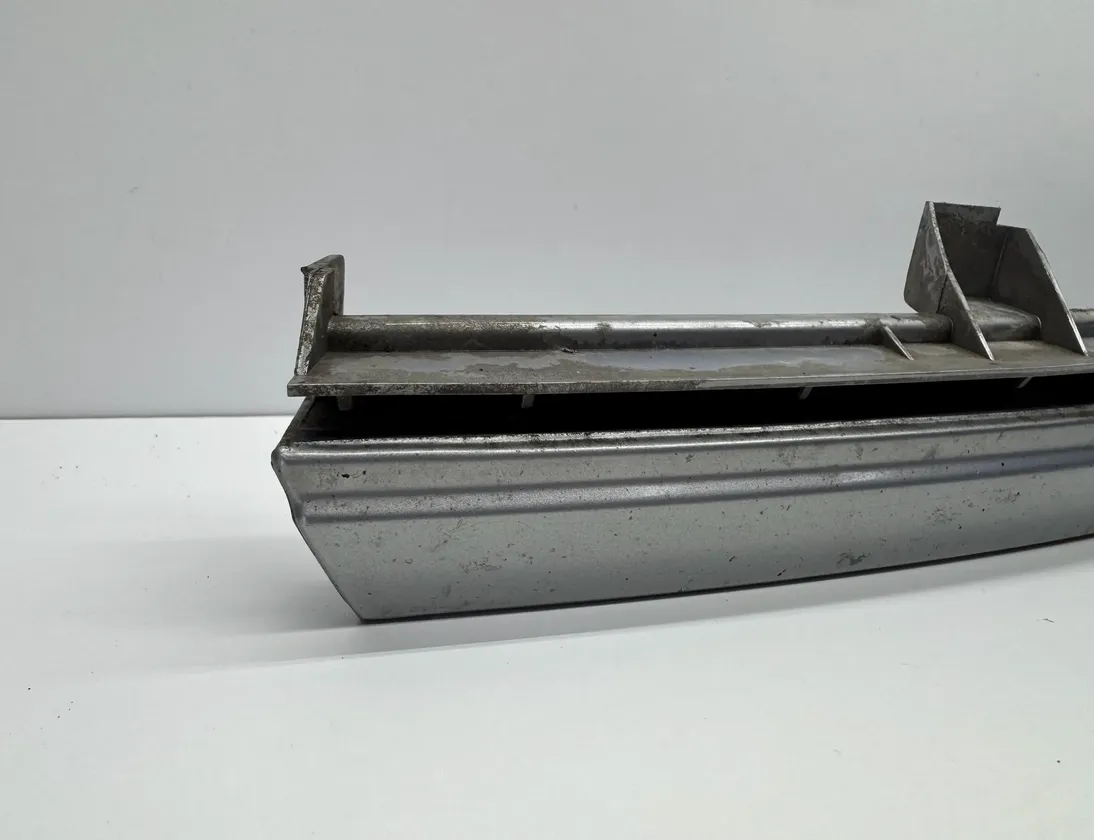 OPEL Zafira A (1999-2003) Μπροστινή δεξιά επένδυση προβολέων 90580652 34983930