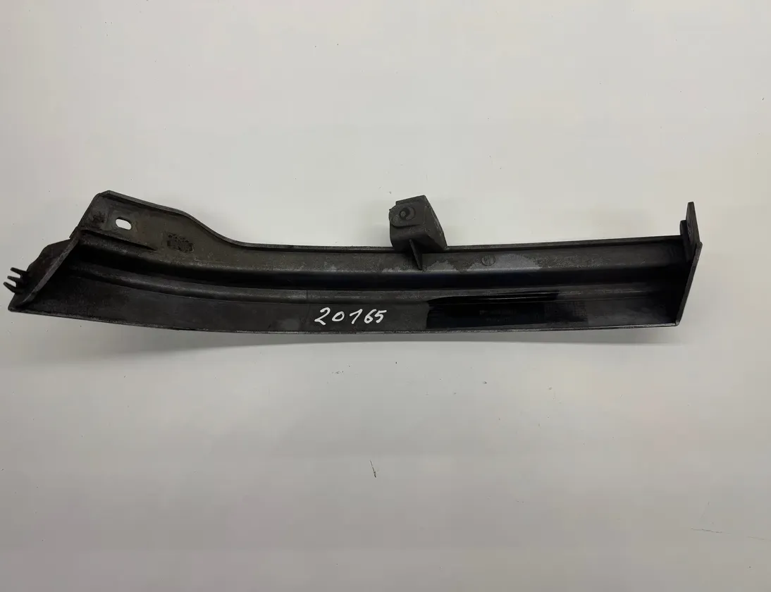 OPEL Zafira A (1999-2003) Μπροστινή δεξιά επένδυση προβολέων 90580652 34983930