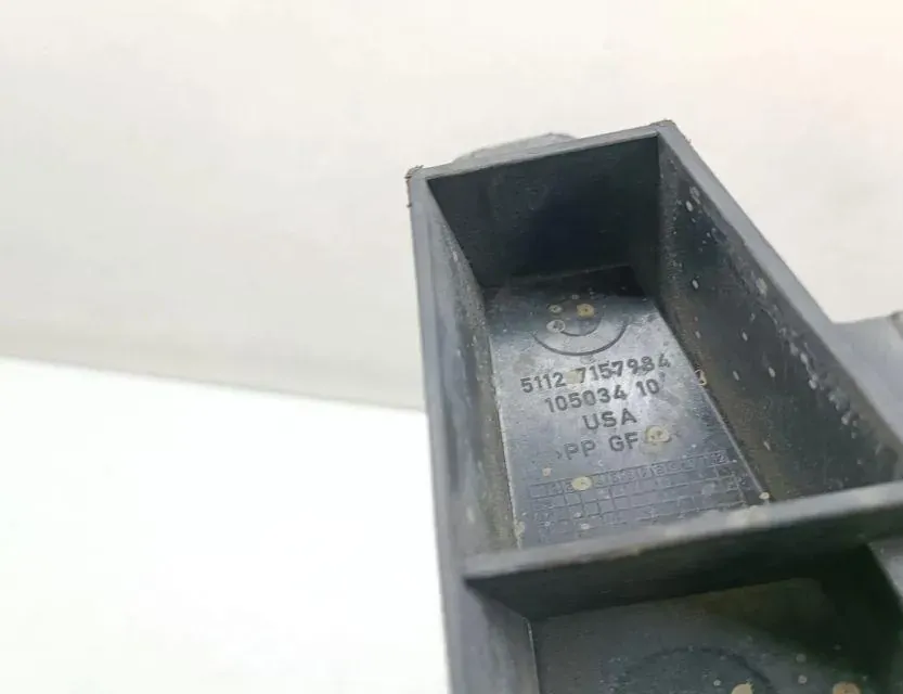 BMW X5 E70 (2006-2013) Βάση στήριξης δεξιού προβολέα 7157984 33658522