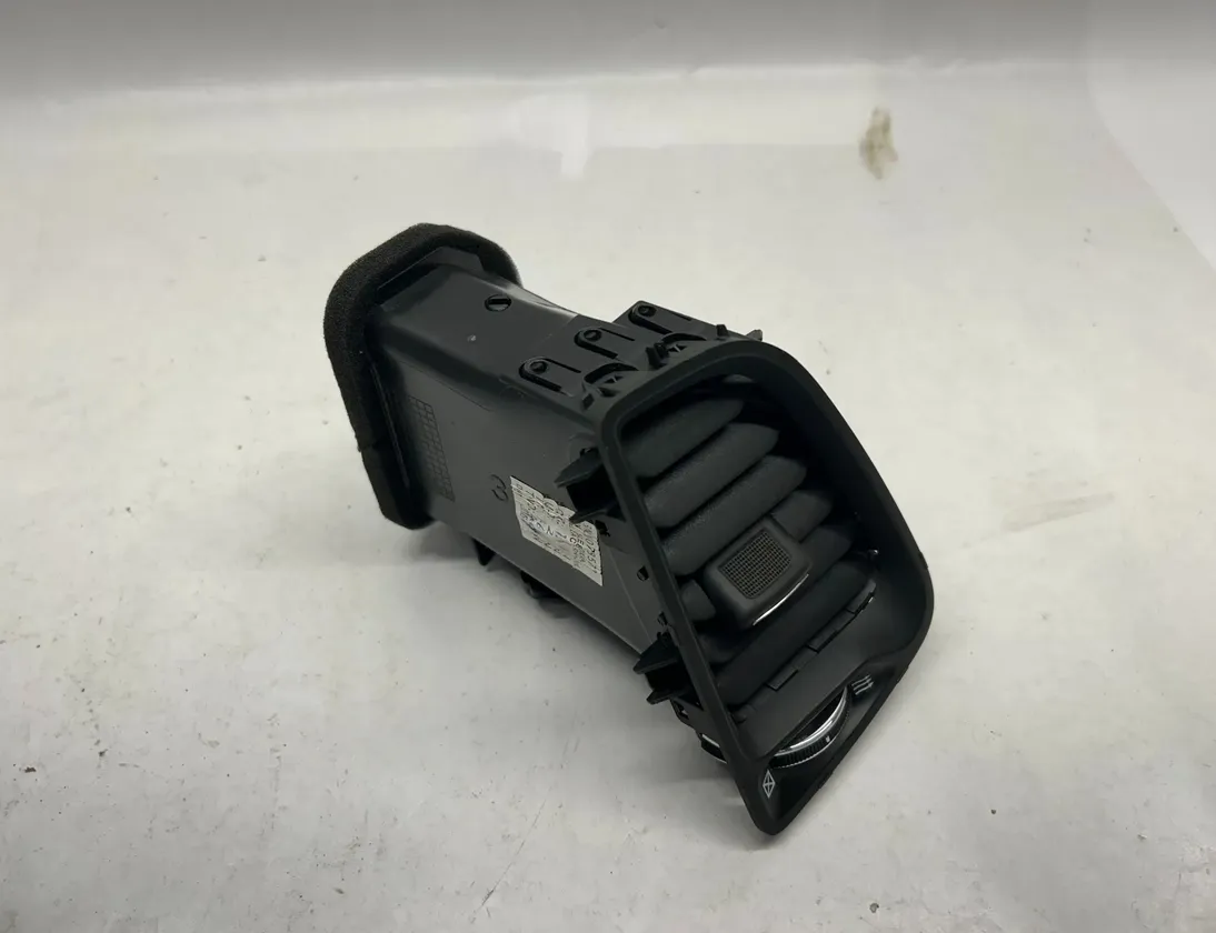 DODGE Challenger 3 generation (2008-2024) Αεραγωγοί στο ταμπλό 5LE81TRMAA 31111374