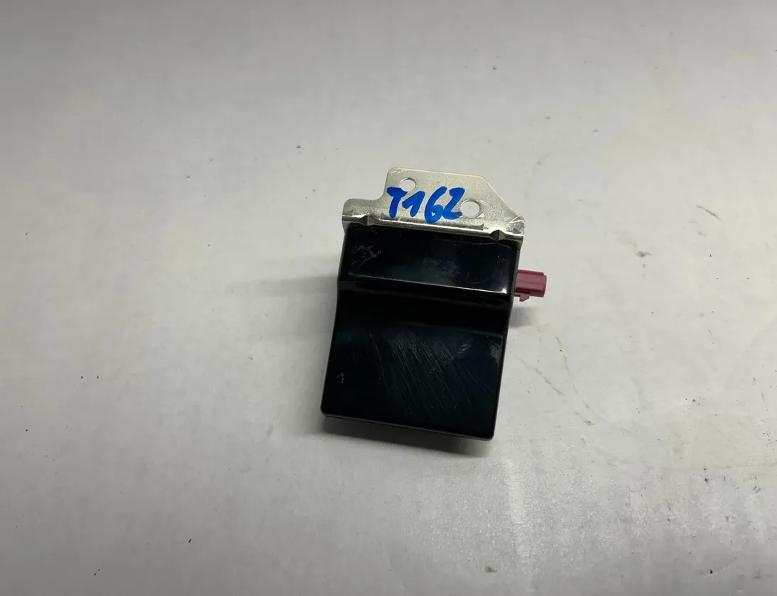 DODGE Challenger 3 generation (2008-2024) Ενισχυτής κεραίας Bootlid 68293977AA,P68293977AA 31648714