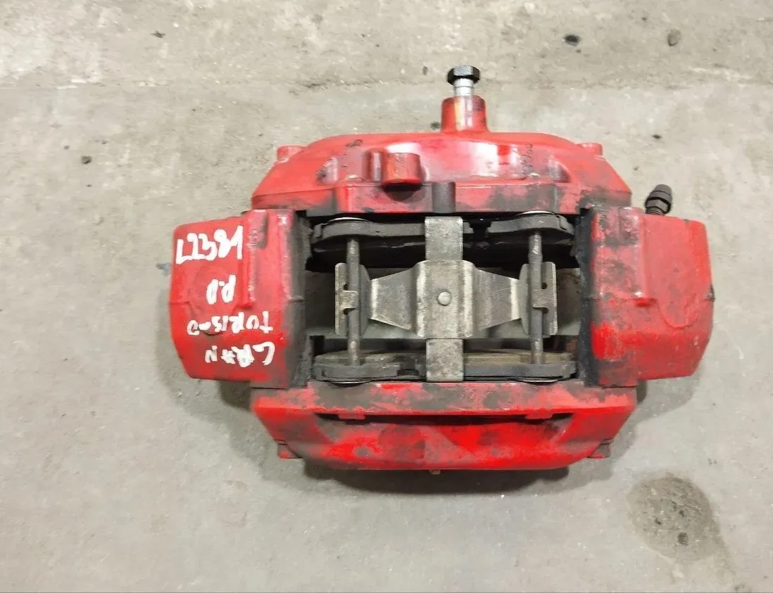 MASERATI GranTurismo 1 generation (2007-2020) Μπροστινή δεξιά δαγκάνα φρένου 20833300 24905396