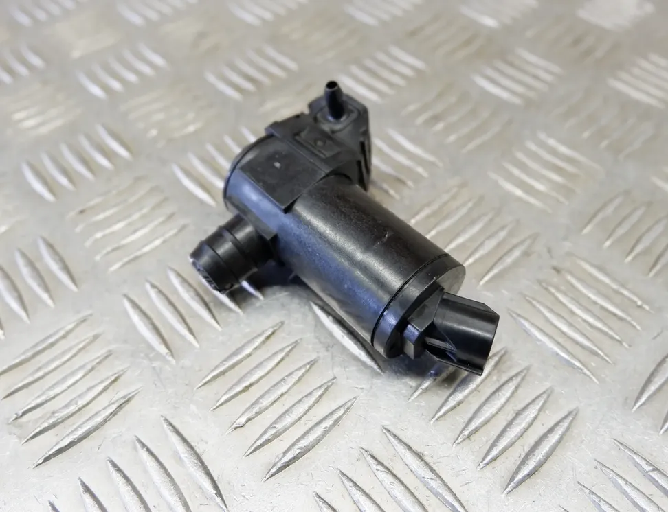 TOYOTA Prius 4 generation (XW50) (2015-2023) Αντλία πλύσης παρμπρίζ/παρμπρίζ 85330-47070 34966303