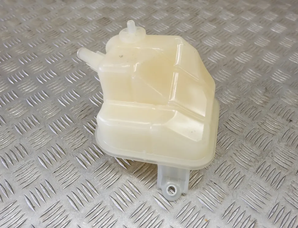 TOYOTA Prius 4 generation (XW50) (2015-2023) Δεξαμενή επέκτασης 164A2-37011,164A2-37012,164A2-37010 34966551