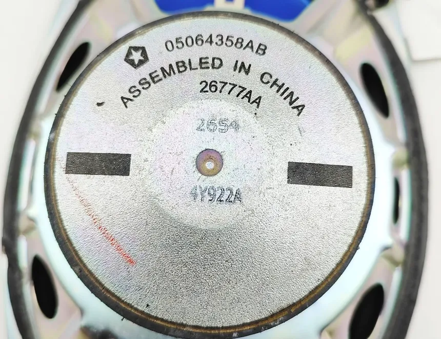 JEEP Grand Cherokee 4 generation (WK) (2004-2024) Μπροστινή δεξιά πόρτα μεγάφωνο 05064358AB,26777AA 32738861