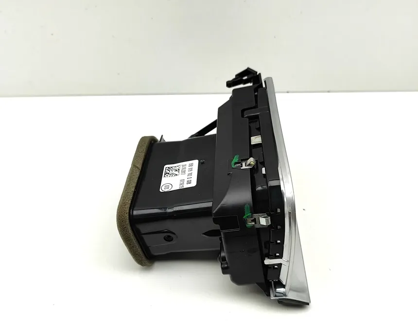 PORSCHE Macan 1 generation (2013-2023) Αεραγωγοί στο ταμπλό 95B819702D 33517668