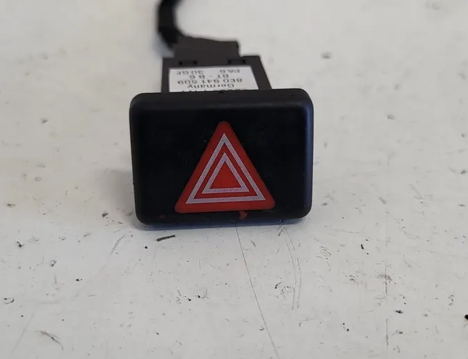 AUDI A4 B6/8E (2000-2005) Κουμπί κινδύνου 8E0941509 34844121
