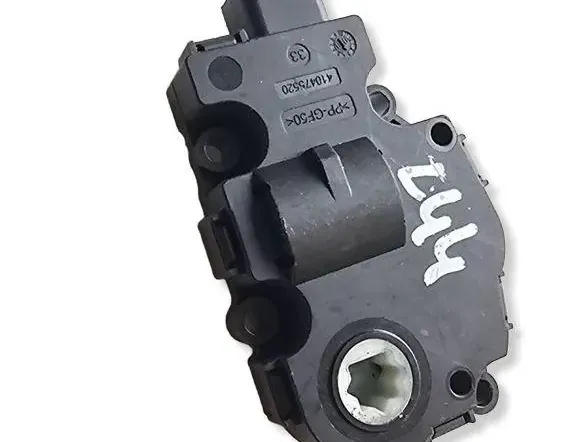 BMW 3 Series E90/E91/E92/E93 (2004-2013) Ενεργοποιητής κινητήρα με πτερύγιο θερμαντήρα εσωτερικού χώρου EFB336,929888G 34556953